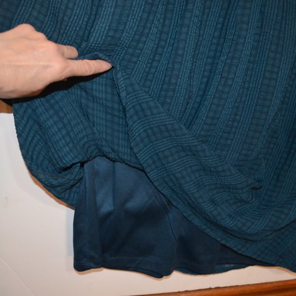 Wonder Nation Girls' Dress Dark Green Lining Ruffles Front Long Sleeves L(10-12) - Picture 6 of 8